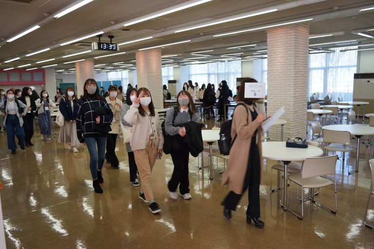 令和3年度新入生オリエンテーションミーティング実施報告 東京家政学院大学
